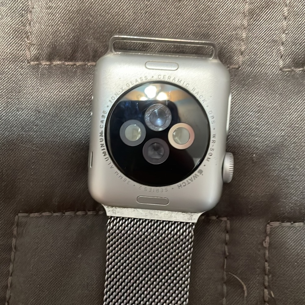 APPLE WATCH-SERIES 2 - Picture 2 of 2